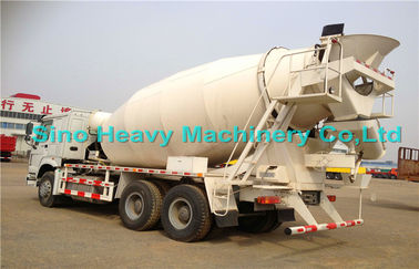 371 hp Manual 8cbm Concrete Mixer Trucks / EURO II HOWO Truck 6x4